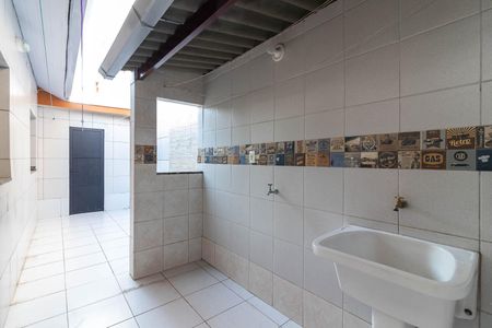 Casa para alugar com 108m², 2 quartos e 2 vagas Casa para alugar com 108m², 2 quartos e 2 vagasÁrea de Serviço