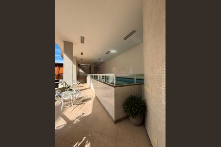 Apartamento para alugar com 72m², 1 quarto e 2 vagas Apartamento para alugar com 72m², 1 quarto e 2 vagasÁrea externa/Piscina