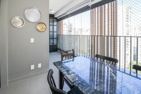 Varanda de apartamento à venda com 2 quartos, 70m² em Perdizes, São Paulo