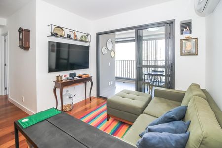 Sala de apartamento à venda com 2 quartos, 70m² em Perdizes, São Paulo
