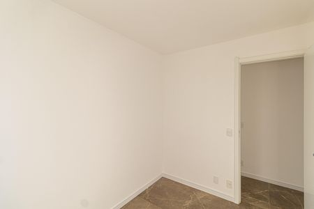 Quarto 2 de apartamento para alugar com 2 quartos, 40m² em Vila Penteado, São Paulo