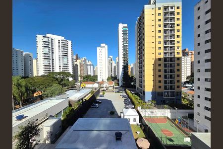 Vista da Sala de apartamento para alugar com 2 quartos, 72m² em Indianópolis, São Paulo