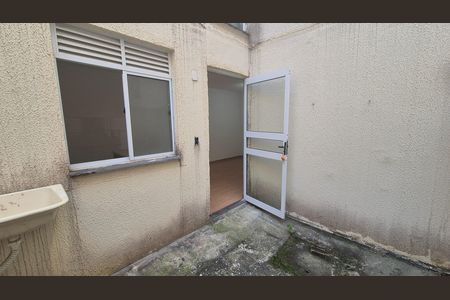 Apartamento para alugar com 45m², 2 quartos e 1 vaga Apartamento para alugar com 45m², 2 quartos e 1 vagaÁrea de serviço