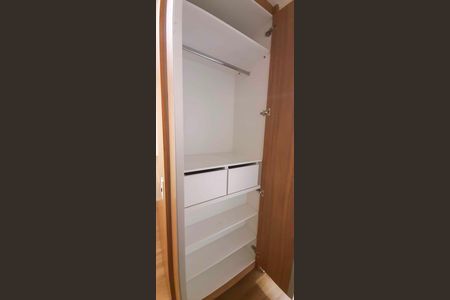 Apartamento para alugar com 1 quarto, 55m² em Km 18, Osasco