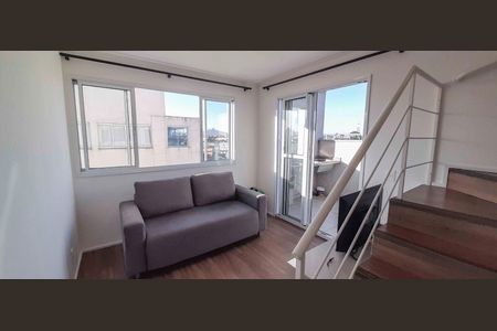 Sala de apartamento para alugar com 1 quarto, 55m² em Km 18, Osasco