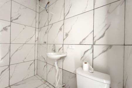Casa à venda com 50m², 1 quarto e 1 vaga Casa à venda com 50m², 1 quarto e 1 vagaBanheiro