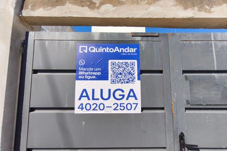 Casa à venda com 50m², 1 quarto e 1 vaga Casa à venda com 50m², 1 quarto e 1 vagaPLACA INSTALADA NA FACHADA
