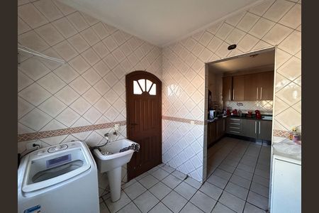 Área de Serviço de casa à venda com 3 quartos, 240m² em Vila Santana, São Paulo