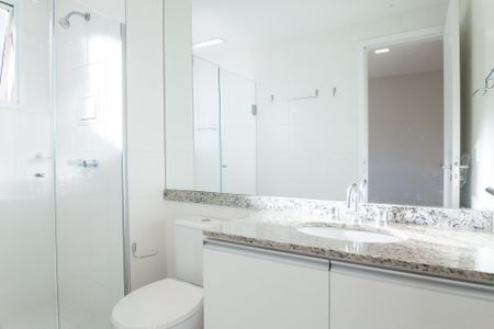 Banheiro suite  de apartamento à venda com 3 quartos, 106m² em Vila da Serra, Nova Lima
