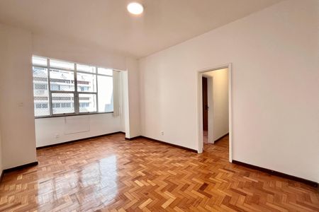 Apartamento à venda com 89m², 3 quartos e 1 vaga Apartamento à venda com 89m², 3 quartos e 1 vagaSala