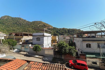 Vista de casa para alugar com 4 quartos, 88m² em Realengo, Rio de Janeiro