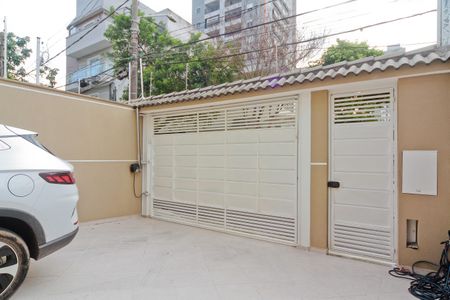 Garagem de casa à venda com 3 quartos, 250m² em Tucuruvi, São Paulo