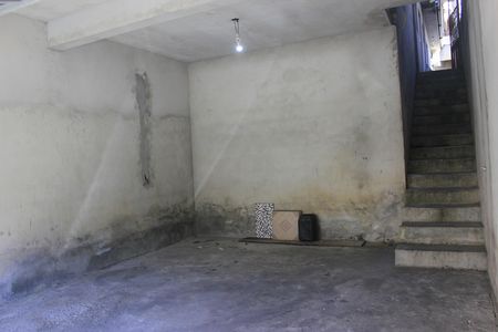 Garagem  de casa para alugar com 2 quartos, 100m² em Jardim Ponte Alta I, Guarulhos