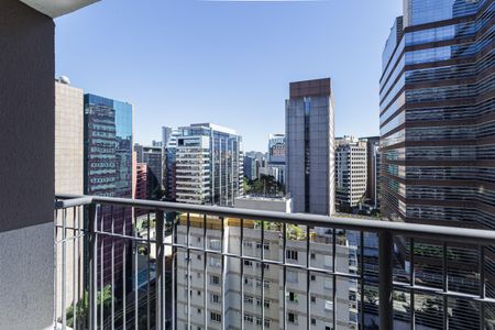 Varanda de kitnet/studio para alugar com 1 quarto, 24m² em Vila Olímpia, São Paulo
