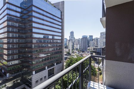 Varanda de kitnet/studio para alugar com 1 quarto, 24m² em Vila Olímpia, São Paulo