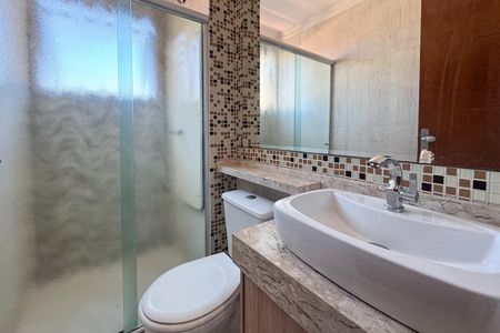 Banheiro Social de apartamento para alugar com 2 quartos, 56m² em Santa Terezinha, São Bernardo do Campo