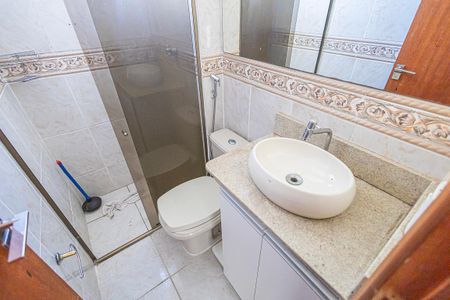 Apartamento para alugar com 52m², 2 quartos e 1 vaga Apartamento para alugar com 52m², 2 quartos e 1 vagaBanheiro