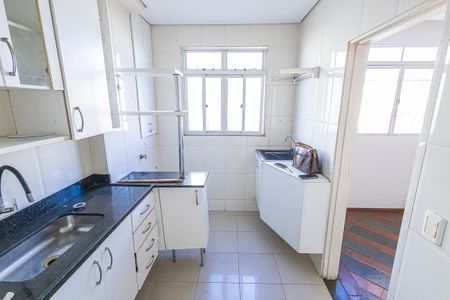 Apartamento para alugar com 52m², 2 quartos e 1 vaga Apartamento para alugar com 52m², 2 quartos e 1 vagaCozinha