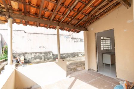 Casa para alugar com 330m², 2 quartos e 5 vagas