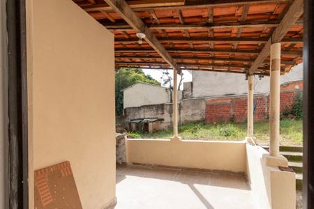 Casa para alugar com 330m², 2 quartos e 5 vagas