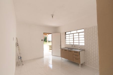 Casa para alugar com 330m², 2 quartos e 5 vagas