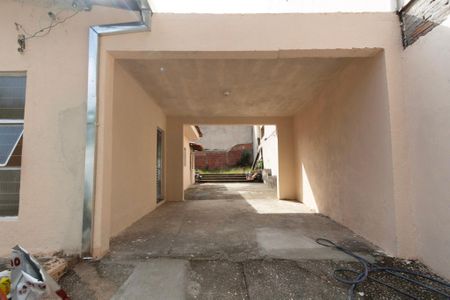 Casa para alugar com 330m², 2 quartos e 5 vagas
