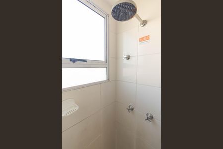 Banheiro de apartamento para alugar com 2 quartos, 60m² em Barro Vermelho, São Gonçalo