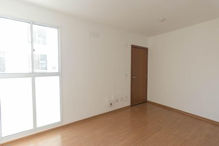 Sala de apartamento para alugar com 2 quartos, 60m² em Barro Vermelho, São Gonçalo