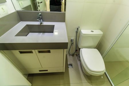 Banheiro da Suíte 2 de apartamento para alugar com 3 quartos, 209m² em Tatuapé, São Paulo