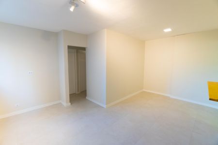 Sala de apartamento à venda com 2 quartos, 59m² em Parque Imperial, São Paulo