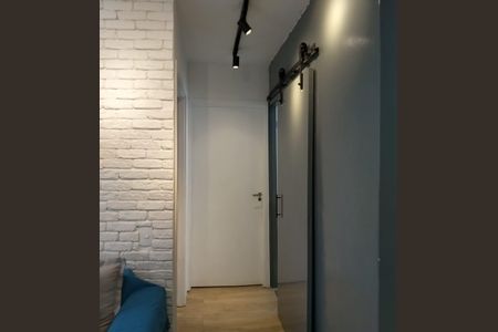 Corredor de apartamento para alugar com 2 quartos, 45m² em Recreio dos Bandeirantes, Rio de Janeiro