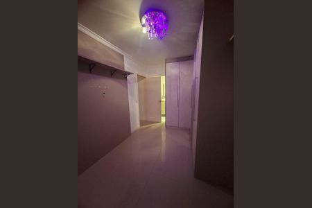 Quarto 1 de apartamento para alugar com 2 quartos, 54m² em Jardim Itu, Porto Alegre