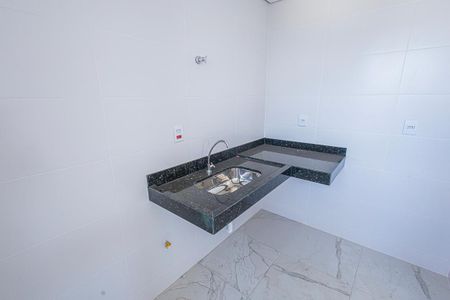 cozinha de apartamento para alugar com 2 quartos, 2700m² em Santa Branca, Belo Horizonte