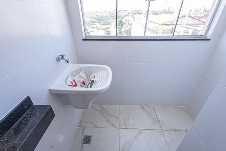 area de serviço de apartamento para alugar com 2 quartos, 2700m² em Santa Branca, Belo Horizonte