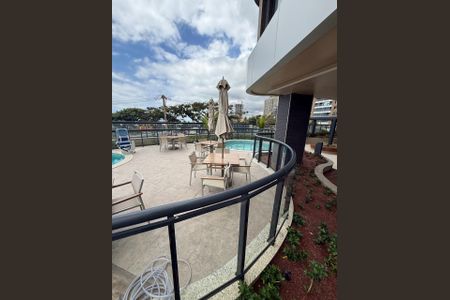 Piscina de kitnet/studio para alugar com 1 quarto, 39m² em Jaguaribe, Salvador