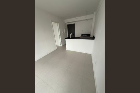 Cozinha/Sala de kitnet/studio para alugar com 1 quarto, 39m² em Jaguaribe, Salvador