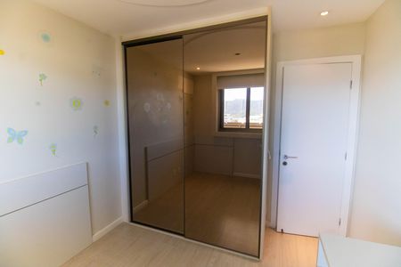 Apartamento para alugar com 180m², 4 quartos e 3 vagas Apartamento para alugar com 180m², 4 quartos e 3 vagasQuarto 1