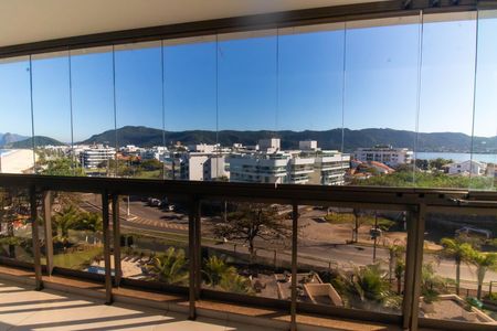 Apartamento para alugar com 180m², 4 quartos e 3 vagas Apartamento para alugar com 180m², 4 quartos e 3 vagasVista do Quarto 2