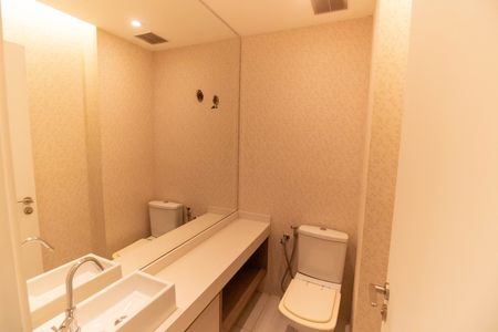 Apartamento para alugar com 180m², 4 quartos e 3 vagas Apartamento para alugar com 180m², 4 quartos e 3 vagasLavabo