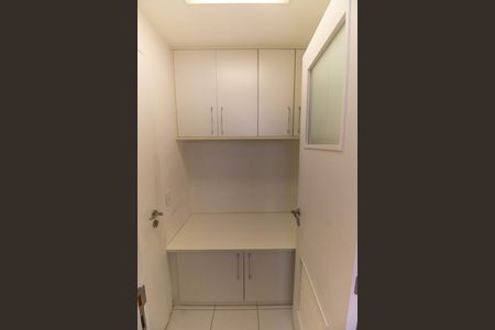 Apartamento para alugar com 180m², 4 quartos e 3 vagas Apartamento para alugar com 180m², 4 quartos e 3 vagasQuarto de Serviço