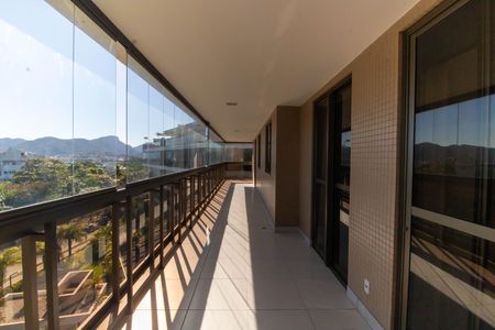 Varanda da Sala de apartamento para alugar com 4 quartos, 180m² em Piratininga, Niterói