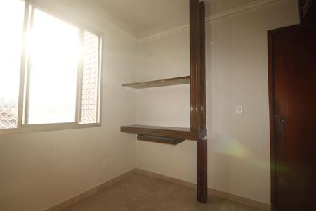 Apartamento para alugar com 170m², 5 quartos e 2 vagasquarto 2