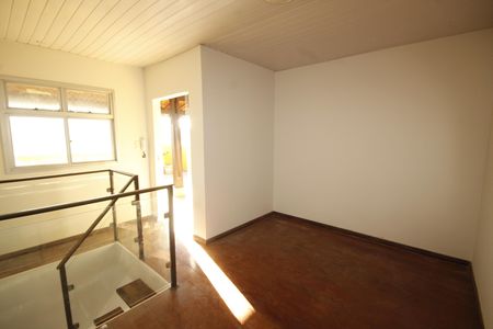 Apartamento para alugar com 170m², 5 quartos e 2 vagassala 2