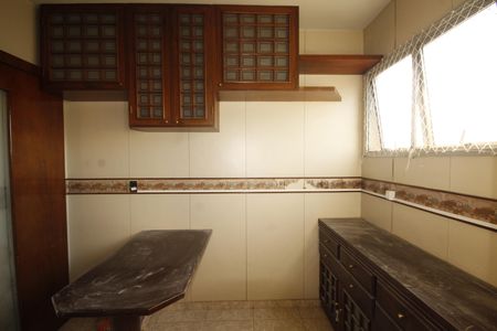 Apartamento para alugar com 170m², 5 quartos e 2 vagascozinha