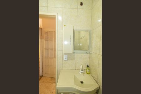 Casa à venda com 240m², 2 quartos e 1 vagaBanheiro Social 1