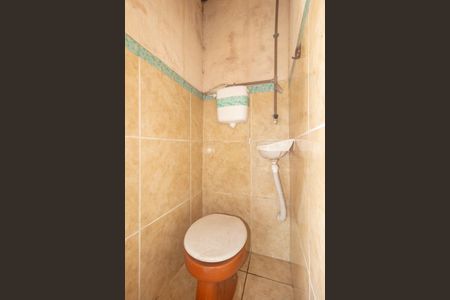 Casa à venda com 240m², 2 quartos e 1 vagaBanheiro Social 2