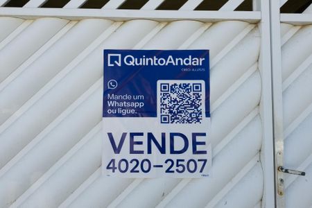 Plaquinha de casa à venda com 2 quartos, 240m² em Campo Grande, Rio de Janeiro
