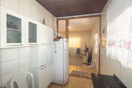 Casa à venda com 240m², 2 quartos e 1 vagaSala/Cozinha