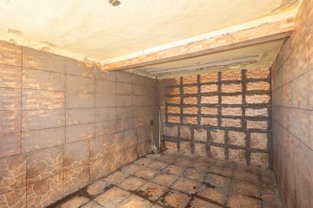 Garagem de casa à venda com 2 quartos, 240m² em Campo Grande, Rio de Janeiro