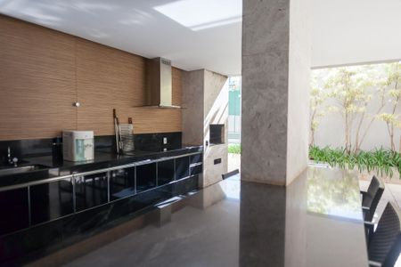 Apartamento à venda com 198m², 3 quartos e 4 vagas Apartamento à venda com 198m², 3 quartos e 4 vagasÁrea comum - Churrasqueira